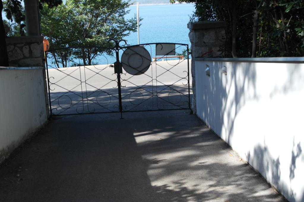 Apartments Laci Crikvenica Eksteriør bilde