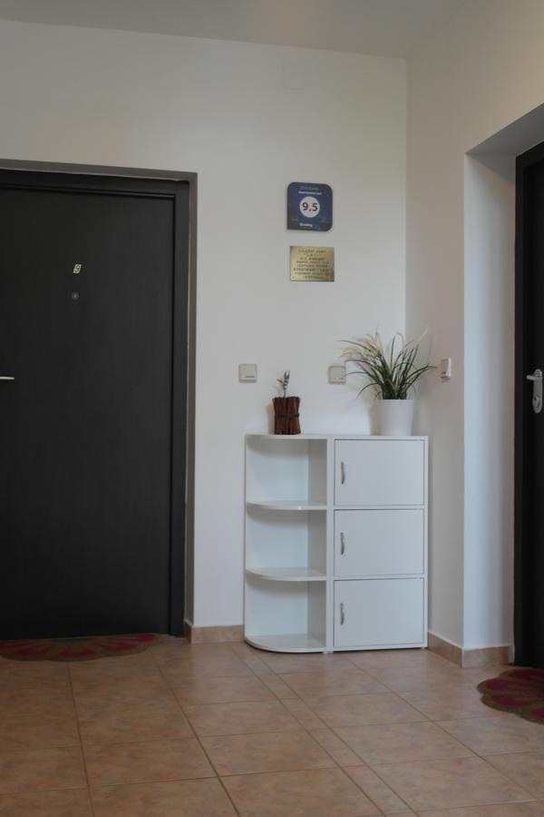 Apartments Laci Crikvenica Eksteriør bilde
